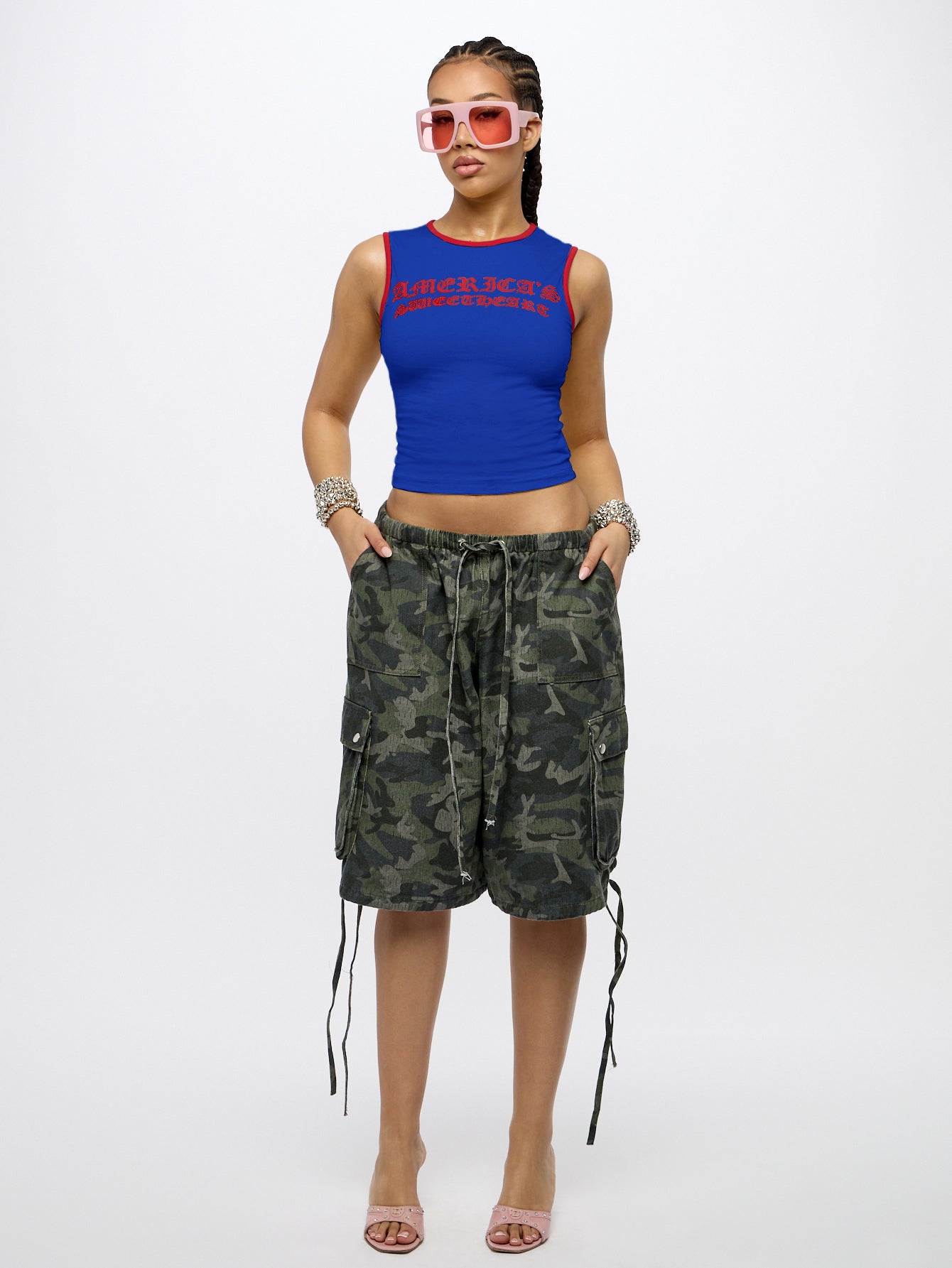 Orangina SumWon Navy Blue with Red Trim crop tank, product photo 3