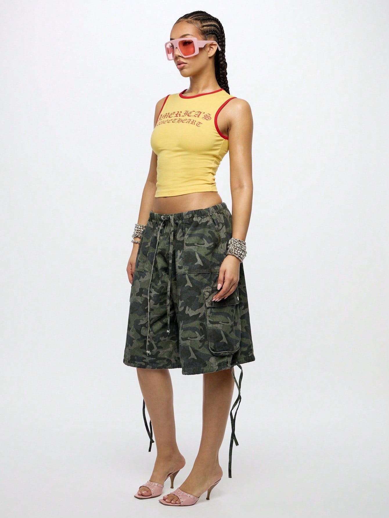 Orangina SumWon fitted yellow tank three-quarter styling view